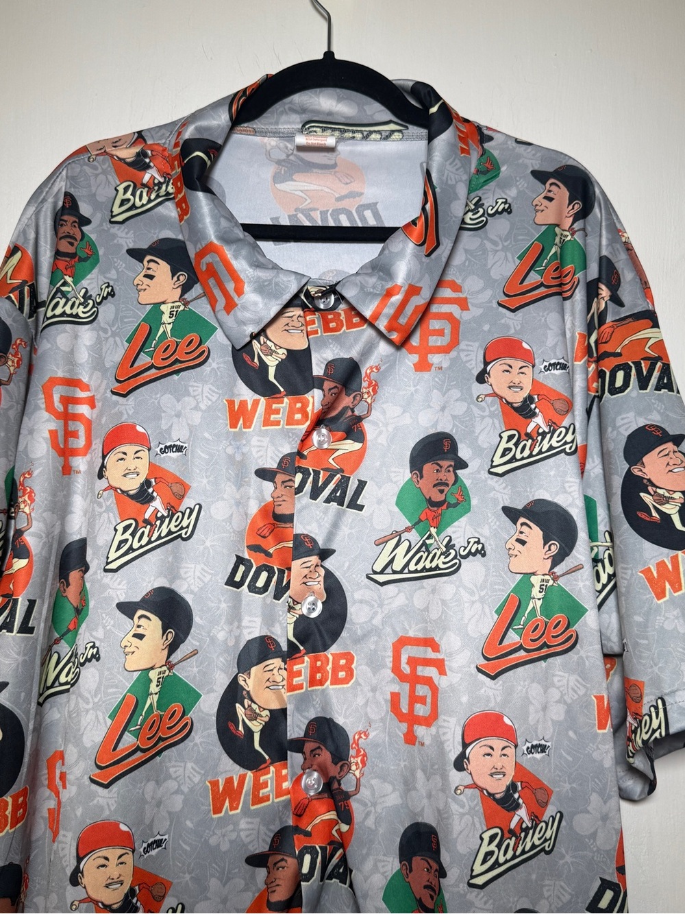 San Francisco Giants Hawaiian Graphic Button-Up Shirt Gray Bailey Doval Webb Lee - Picture 2 of 6